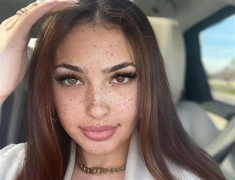 ash kaash eyes|Ash Kash Bio, Boyfriend, Single, Net Worth, Ethnicity, Age, Height